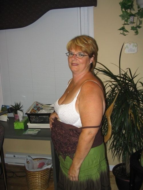 Husband exposes his Canadian BBW wife #98655520