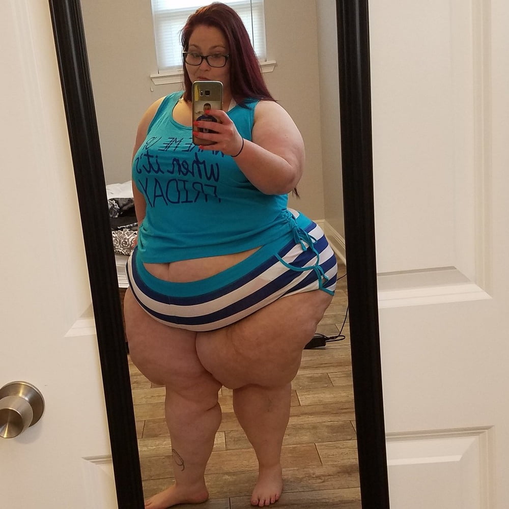 Mega Pear SSBBW Scarlett Unreal Ass Hips Belly Pawg Goddess #92849958