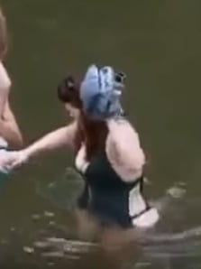 プリシラ・テンポーニ・ゴストーサ
 #90032759