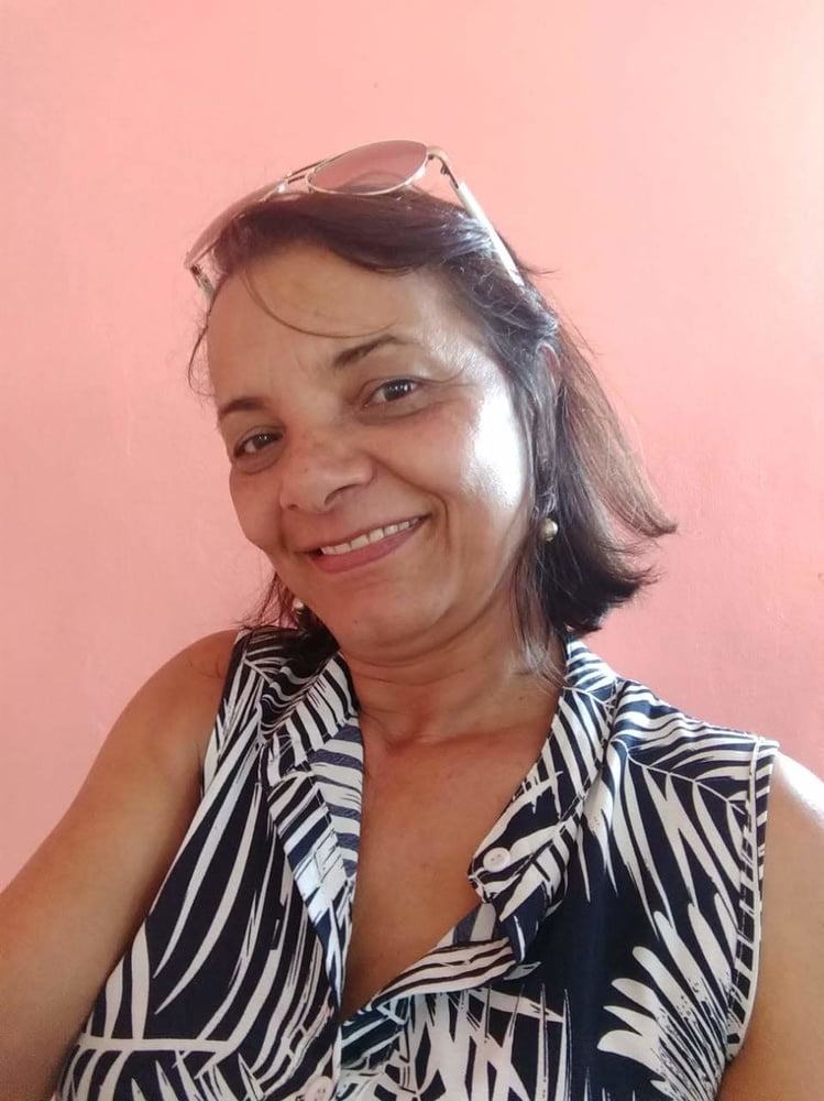 Coroa gostosa #91547340