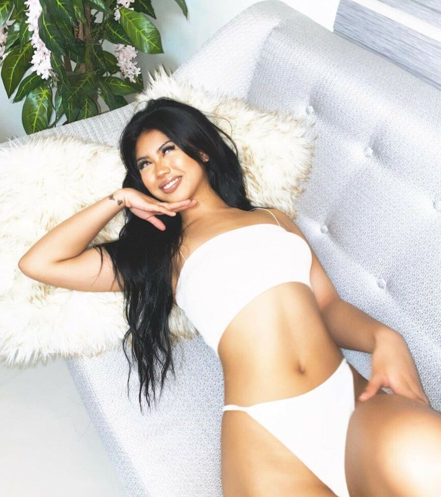 Alyanna Joelle nackt #108424956