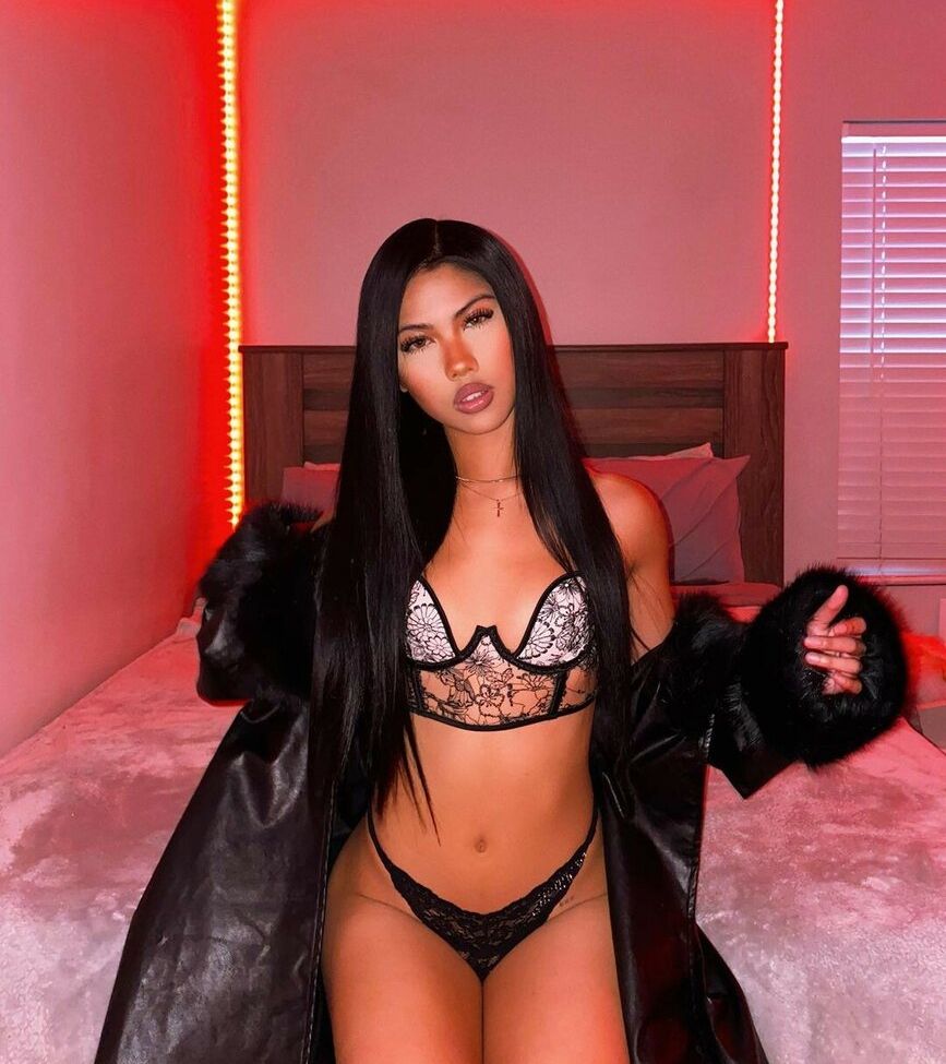 Alyanna Joelle nackt #108424995