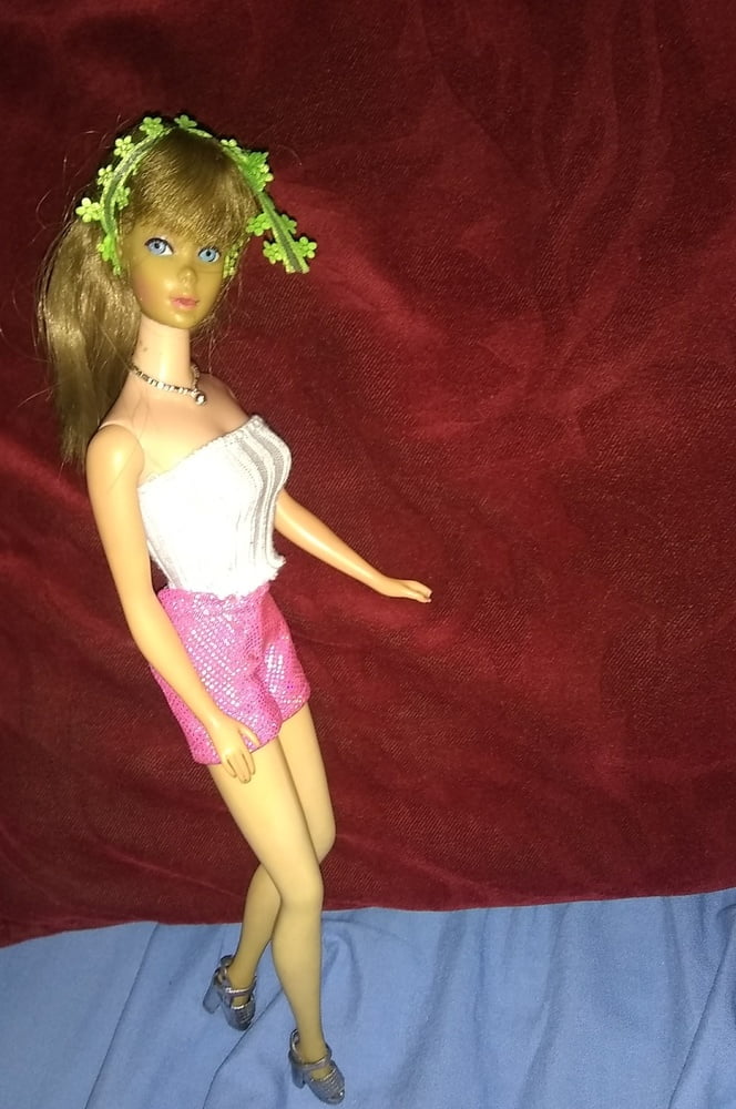 28 agosto barbie doll 70s
 #80362928