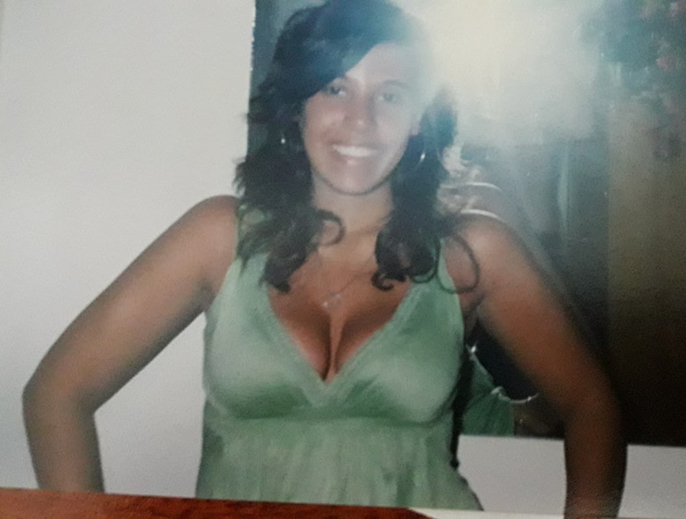 Jovencita tetas caidas de honduras manda fotos a su hermano
 #81821187