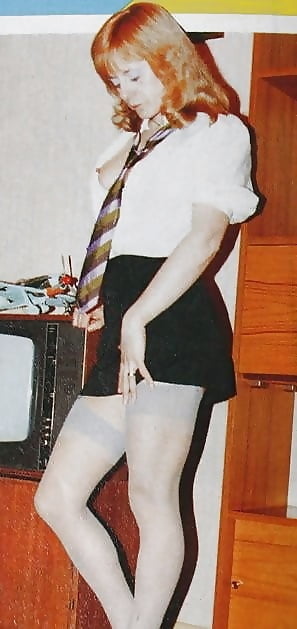 Chicas en faldas cortas
 #87708561