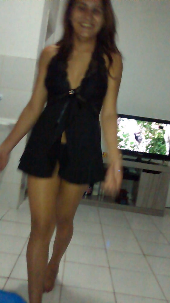 Belle chienne a defoncer
 #91707716