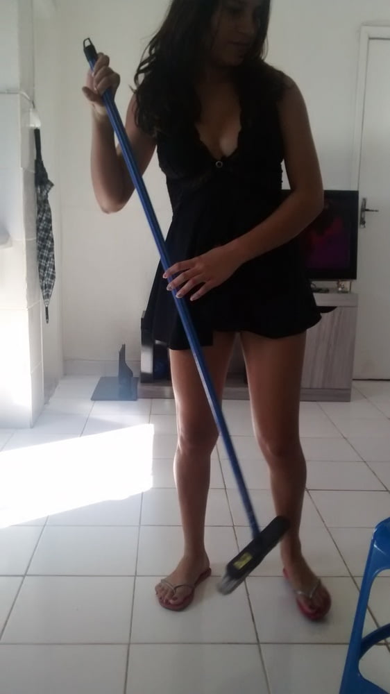 Belle chienne a defoncer
 #91707734