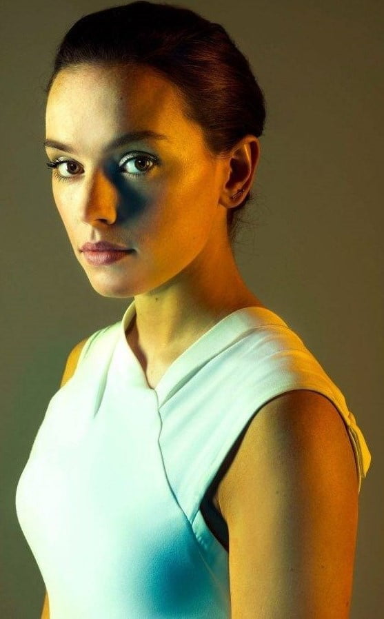 DAISY RIDLEY PICTURES #100424736