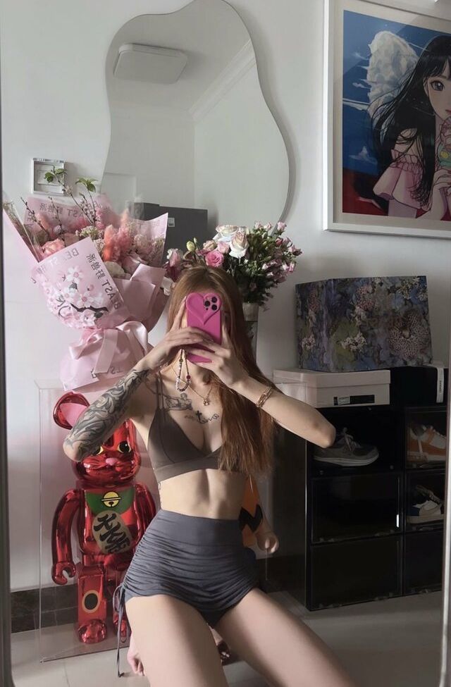 Kiligkira desnuda #108202142