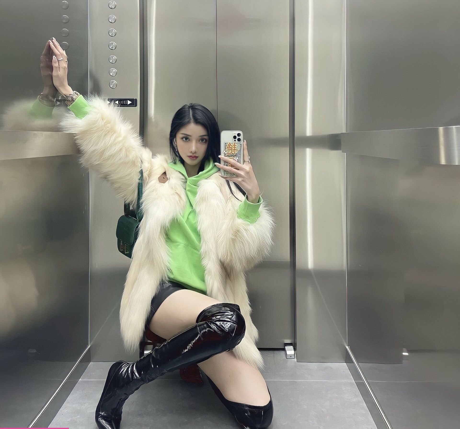 Kiligkira desnuda #108202148