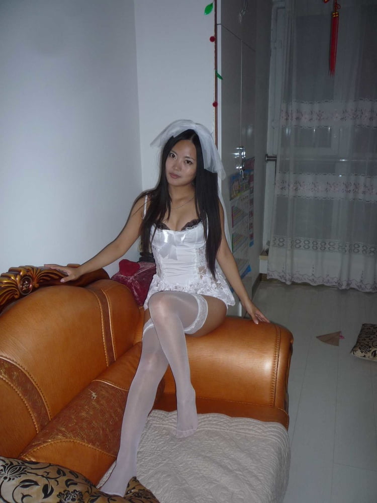 Sexy chinesisches Mädchen
 #80164356