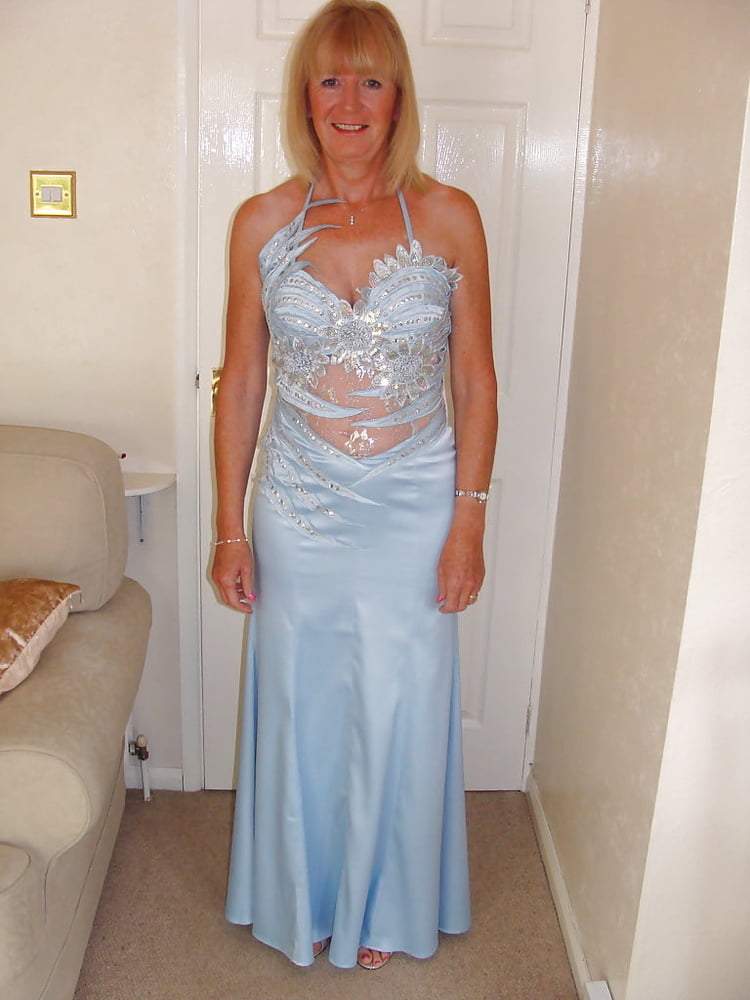 Sexy blonde amateur uk gilf montre tout
 #106514555