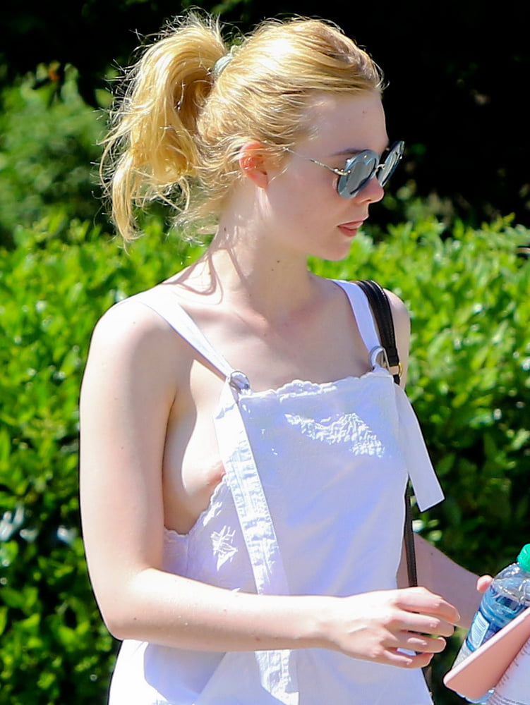 Elle Fanning #101422090