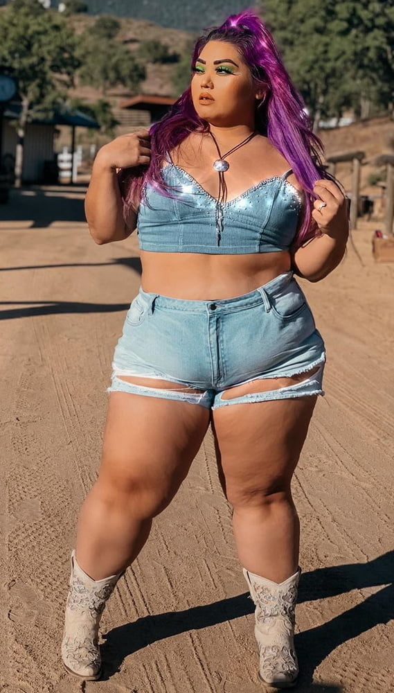 BBW DRESSED 362 #82000644