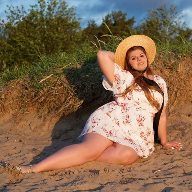 BBW DRESSED 362 #82000670