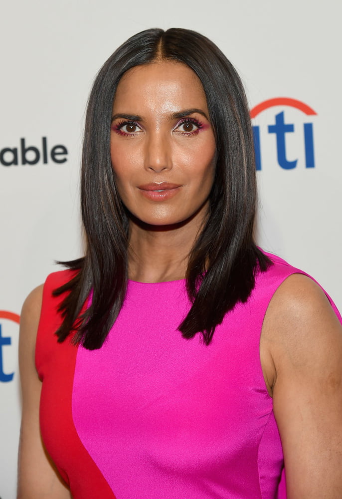 Masturbazione per padma lakshmi
 #102845328