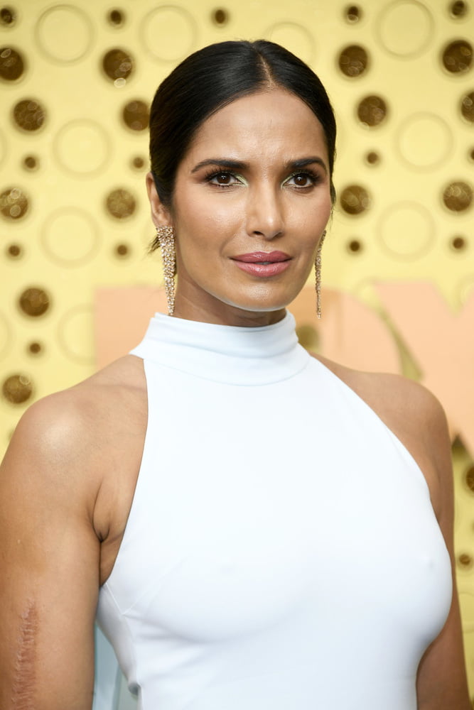 Masturbazione per padma lakshmi
 #102845372