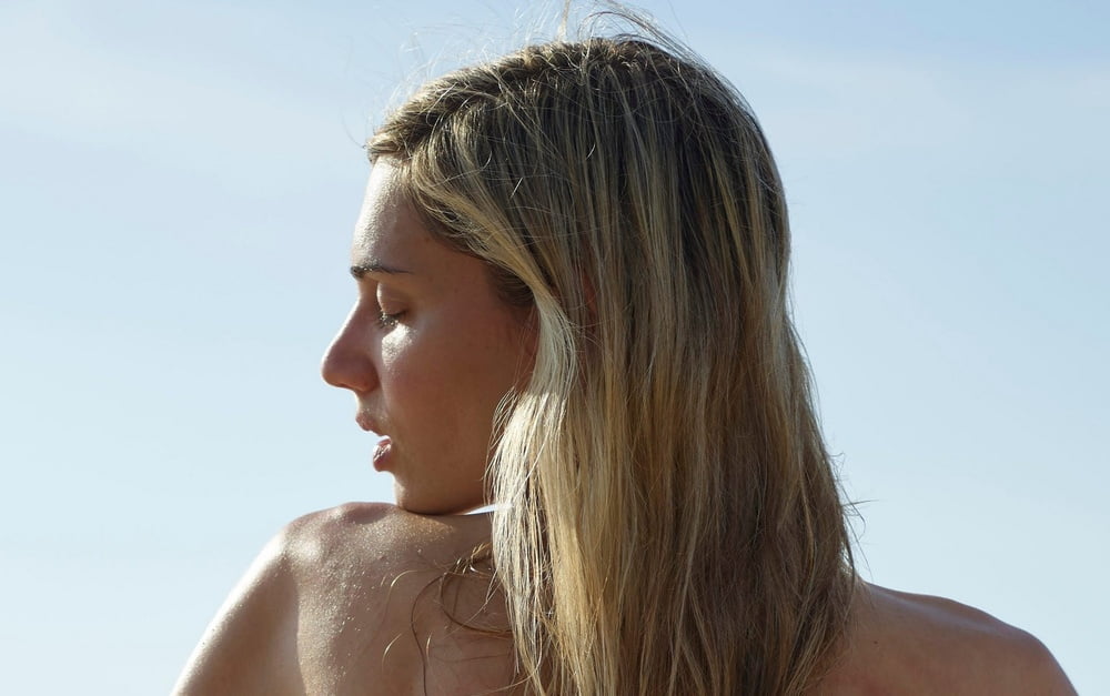 A naturist girl photographed #81259572