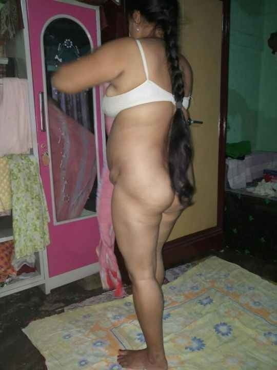 Indische Mädchen Tanten mischen Arsch und gand pic 2
 #94733213