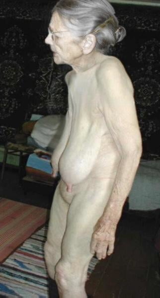 Sehr alte Omas große Titten
 #103770597