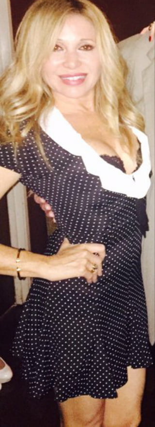 Eg diario rubia flaca actriz de voz
 #102134156