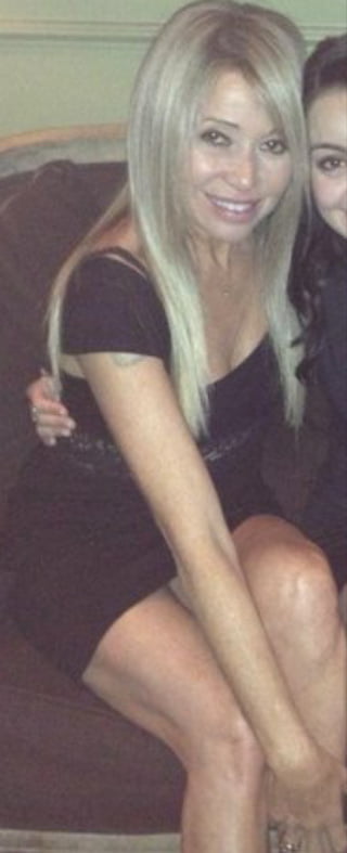 Eg diario rubia flaca actriz de voz
 #102134158