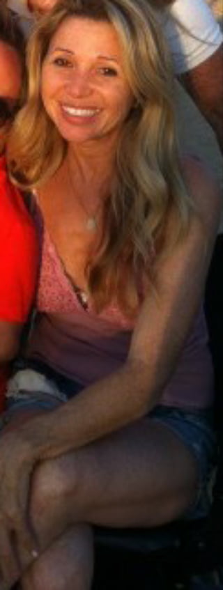 Eg diario rubia flaca actriz de voz
 #102134178