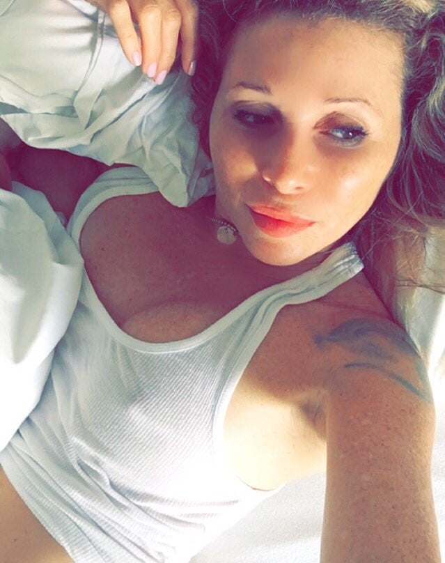 Eg diario rubia flaca actriz de voz
 #102134203