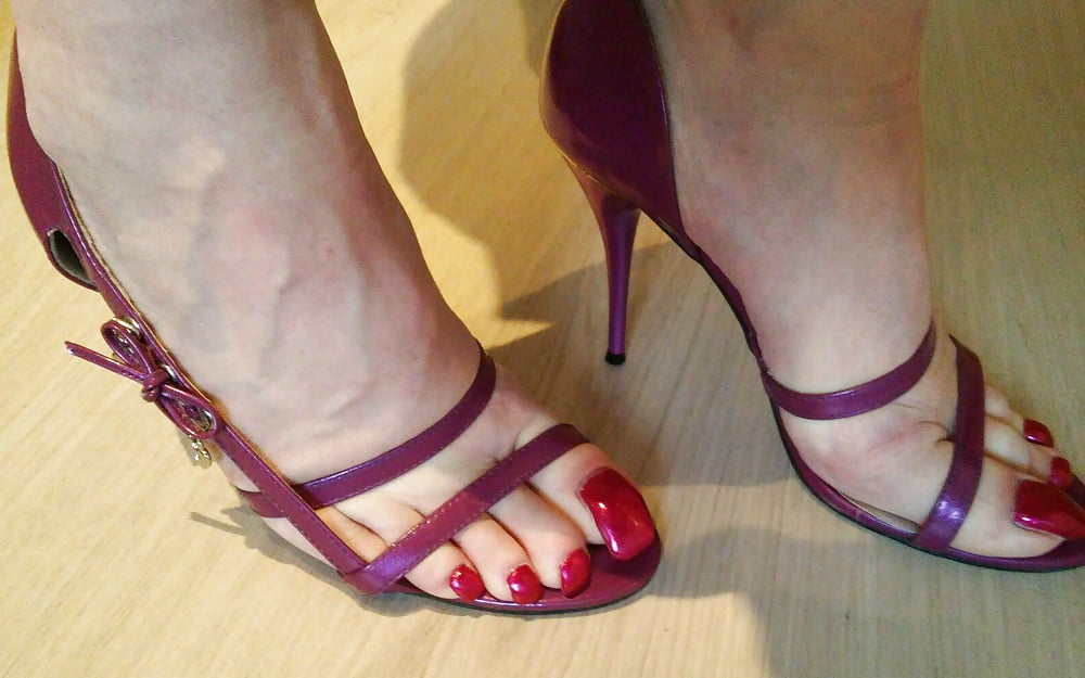 her long toenails #107133420