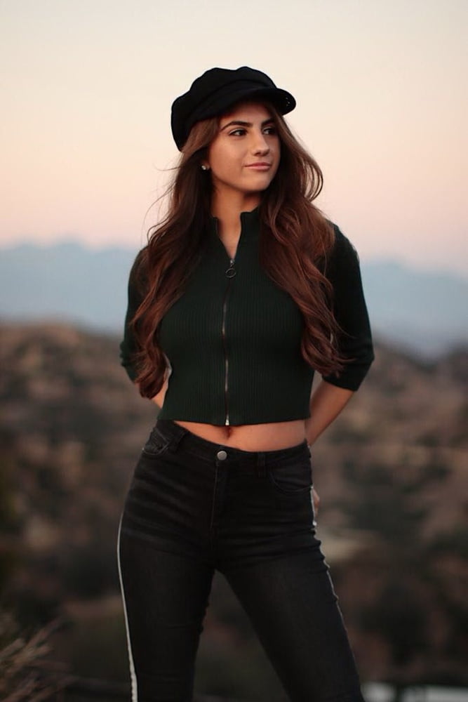 Amateur Brünette 167
 #105048505