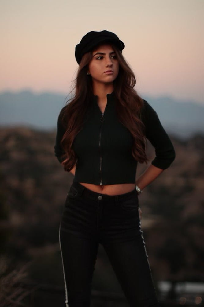 Amateur Brünette 167
 #105048509