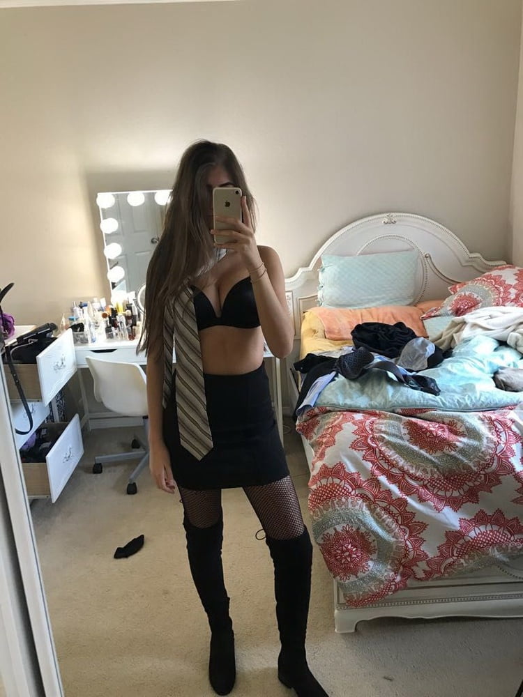 Amateur Brünette 167
 #105048515