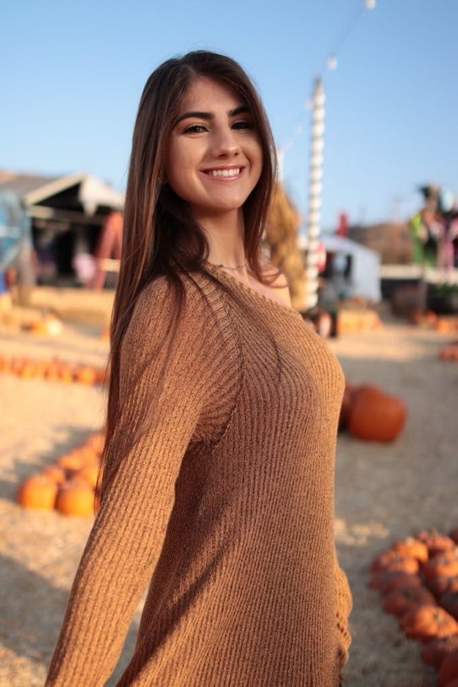 Amateur Brünette 167
 #105048518