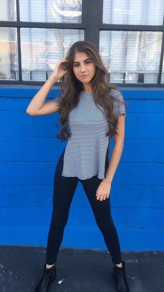 Amateur Brünette 167
 #105048551