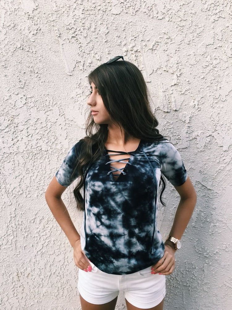 Amateur Brünette 167
 #105048560