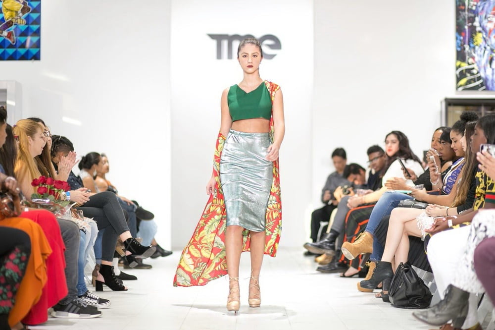 Amateur Brünette 167
 #105048575