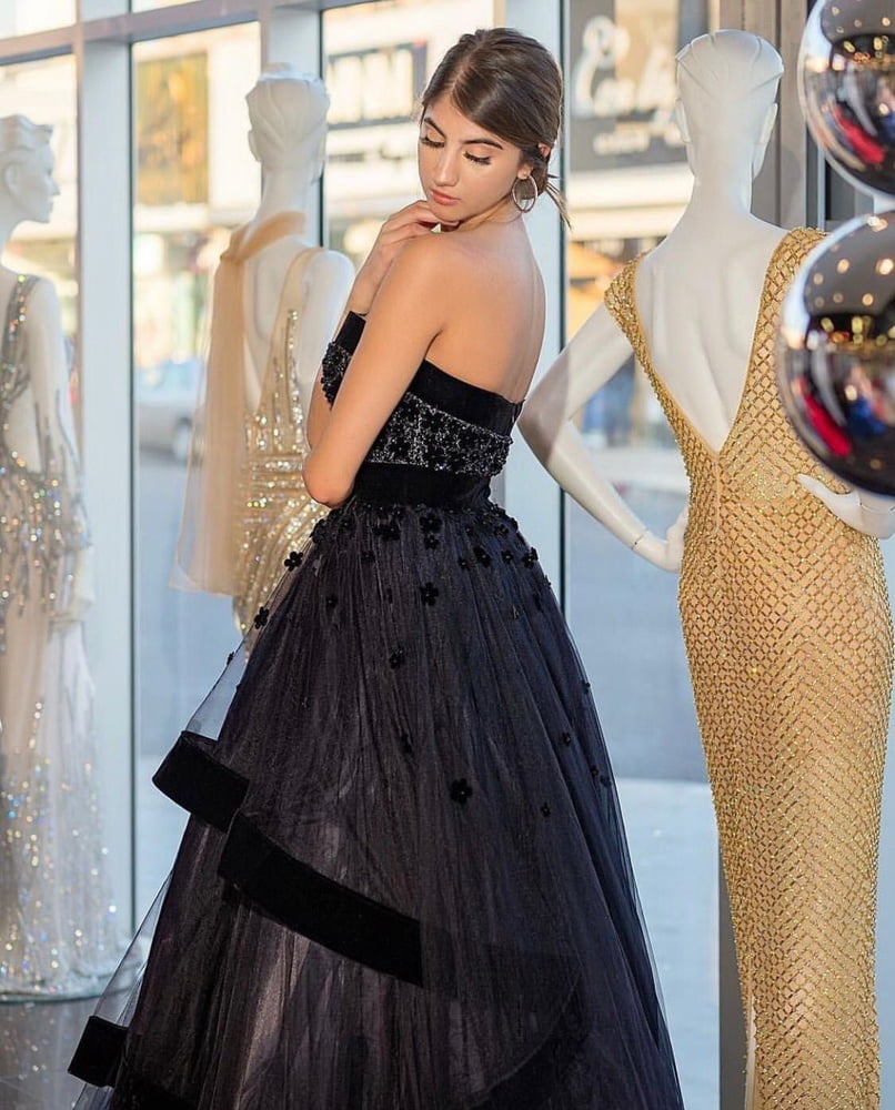 Amateur Brünette 167
 #105048583