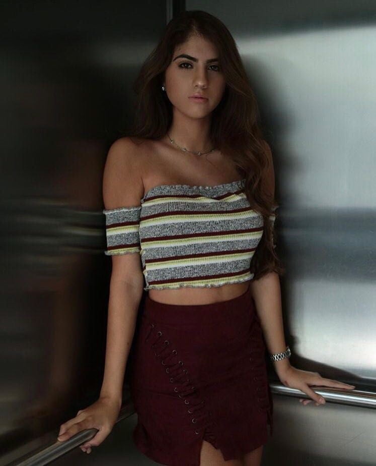 Amateur Brünette 167
 #105048607