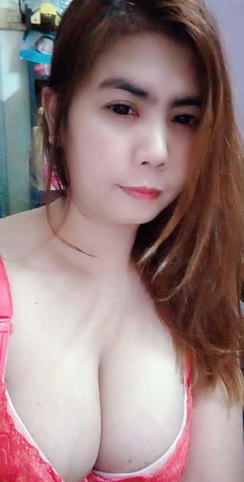 Ibu tetek besar #90689680