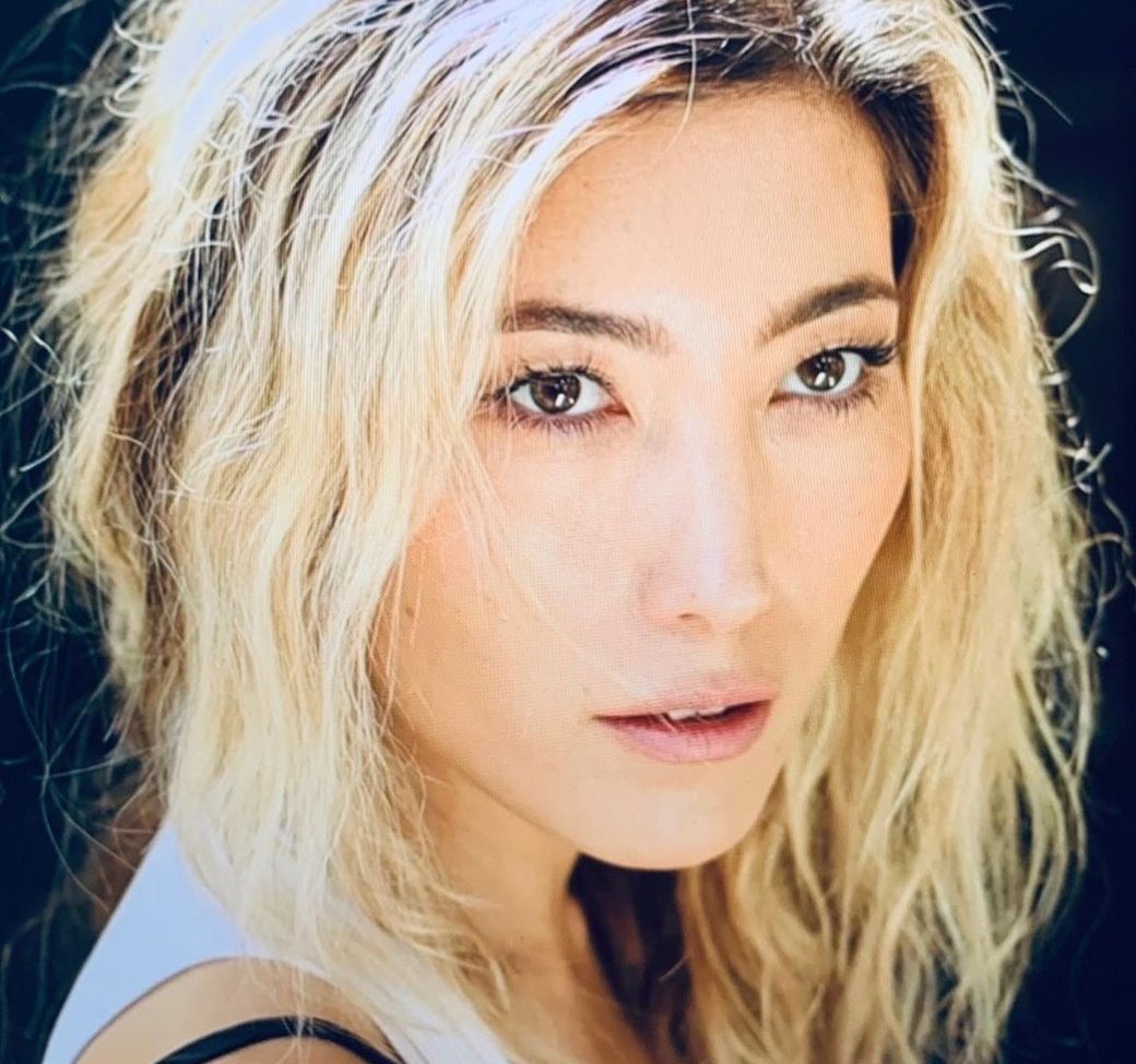 Dichen Lachman nackt #109606352