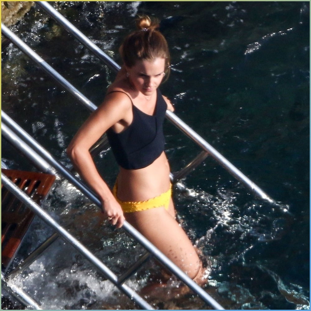 Emma watson bikini 08-04-2020
 #88171351