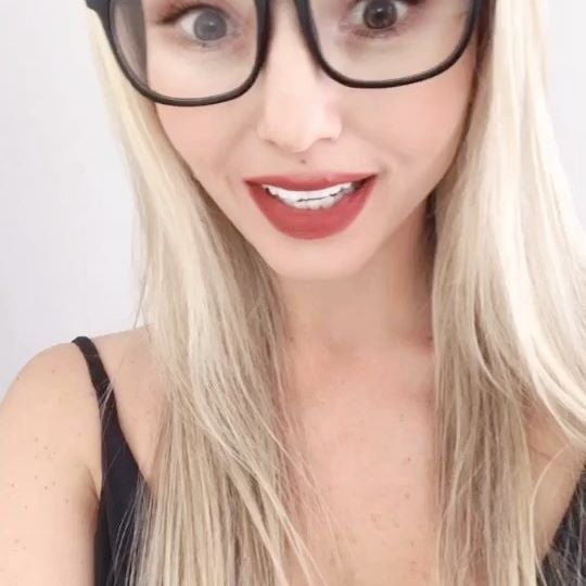 Rafa beligni loira peituda bike
 #91549460