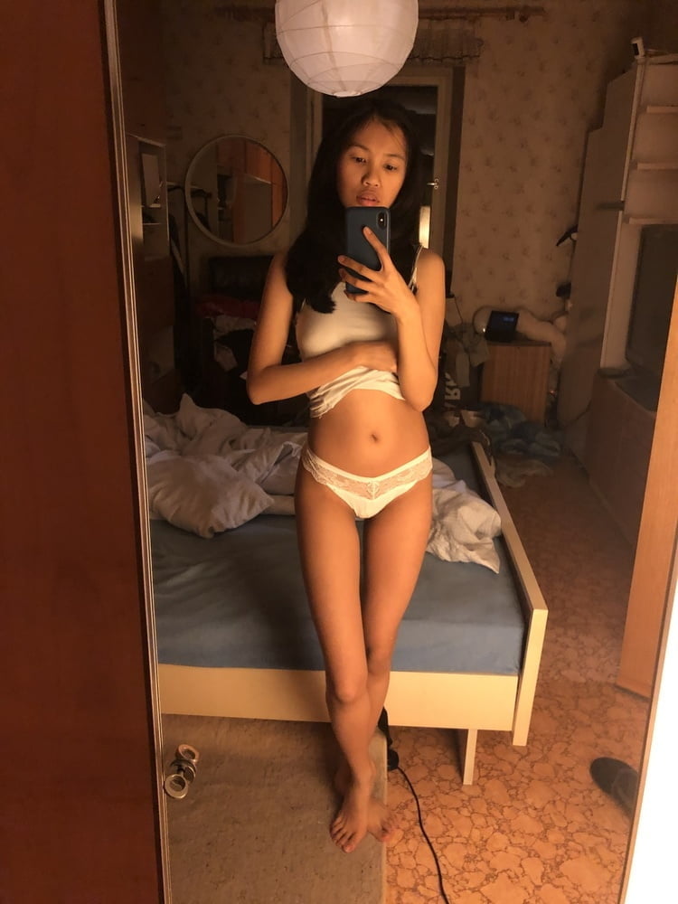 Traviesa filipina puta le encanta mostrar su cuerpo desnudo
 #97207168