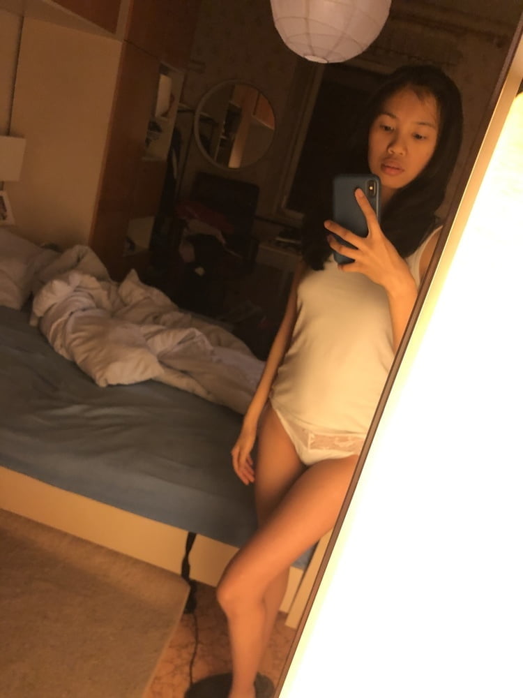Traviesa filipina puta le encanta mostrar su cuerpo desnudo
 #97207201