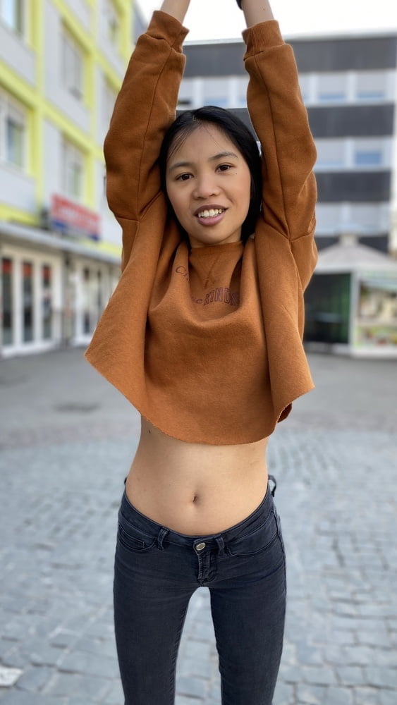 Traviesa filipina puta le encanta mostrar su cuerpo desnudo
 #97207952