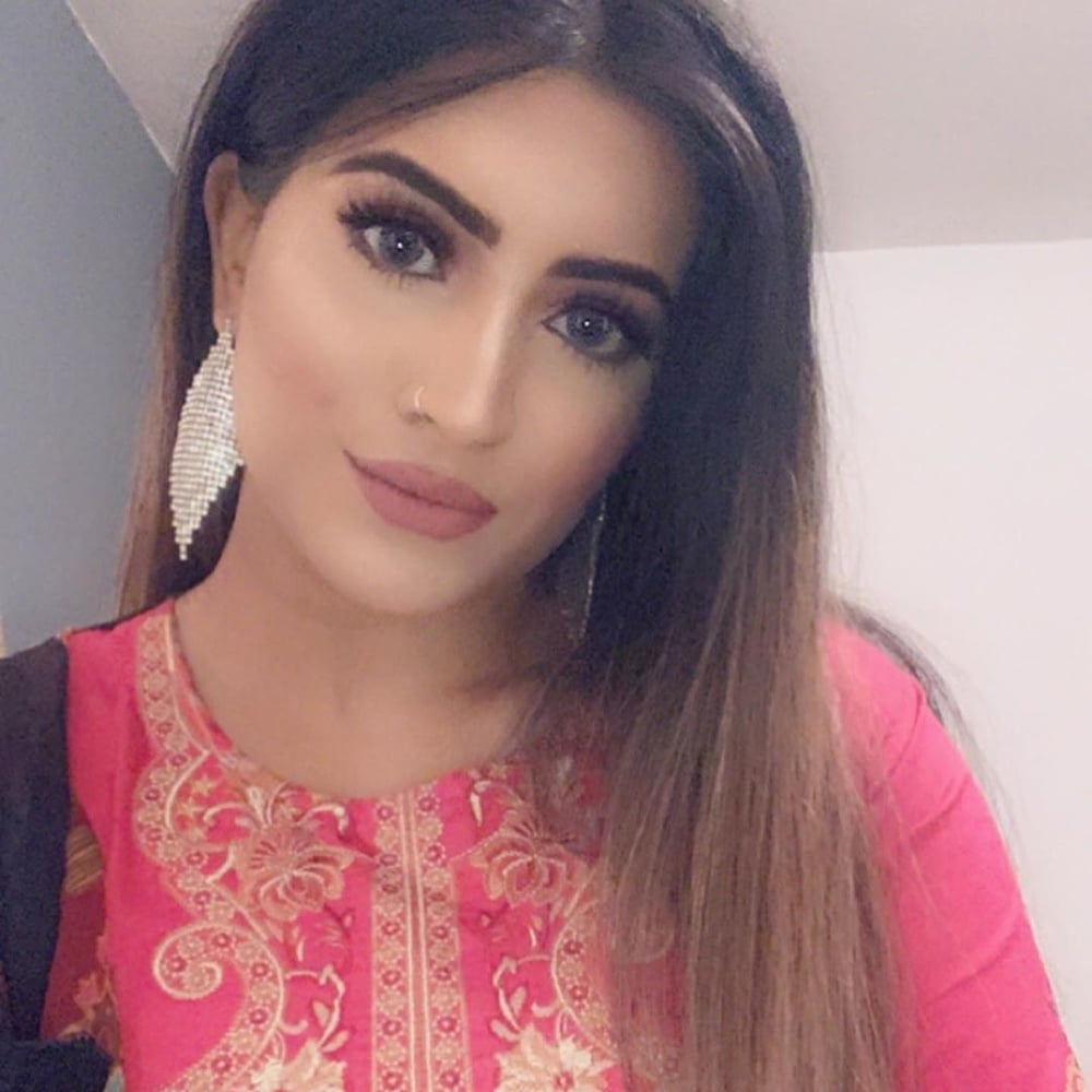 Pakistán indio árabe bengalí muñecas sexy
 #97431122