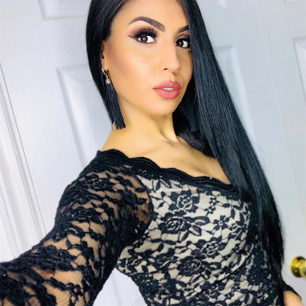 Pakistán indio árabe bengalí muñecas sexy
 #97431631