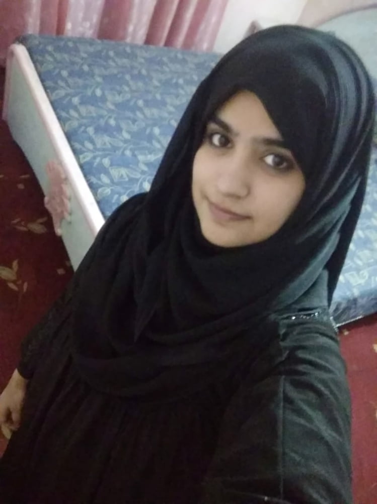 Desi Paki Hijabi Teen Leakupload #81060365