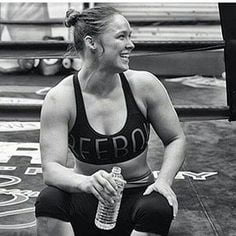 Ronda rousey
 #102212373