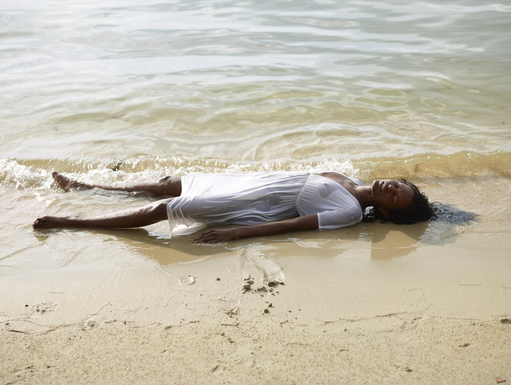 Robe mouillee
 #103384470